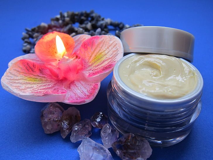 Organic Face Cream & Moisturizer Market